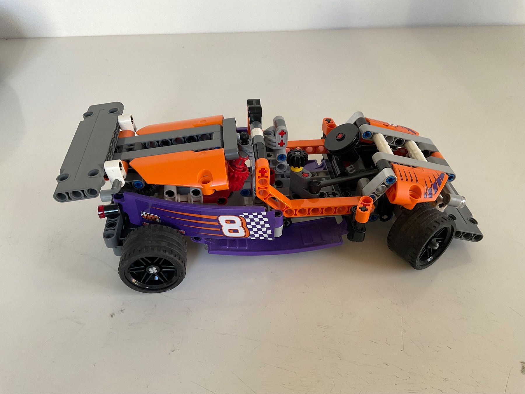 Technics Kit di costruzioni: Lego Technic Rennauto 42048 – Usato da Hinwil venduto da Things_Swiss