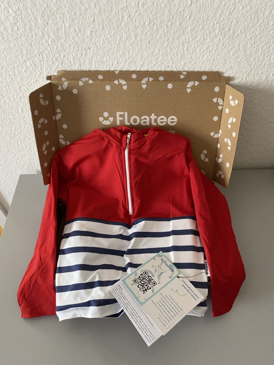 T-shirt: Floatee - Neu - Grösse: 3 Jahre – Nuovo e nell'imballaggio originale da Zürich venduto da dianne