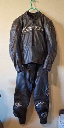 Combinaison cuire noire 2 pièces Alpinestar / T 52 et 50