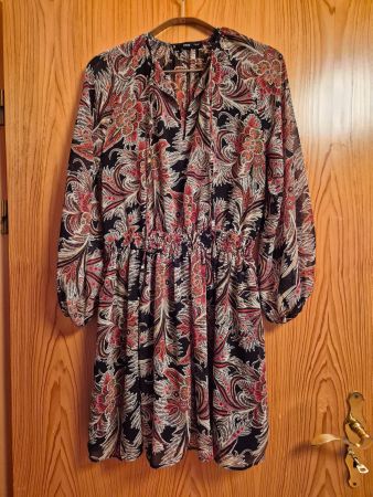 Leichter Sommer-Chiffon-Kleid