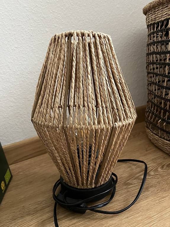 Lampade: Schöne Nachttischlampe – Usato da luzern venduto da fab_ndc2