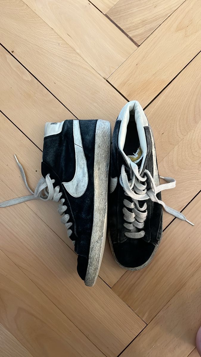 Nike Scarpe da uomo: Nike Blazer Mid Sneaker 42.5 – Usato da Zürich venduto da molchomagnolia