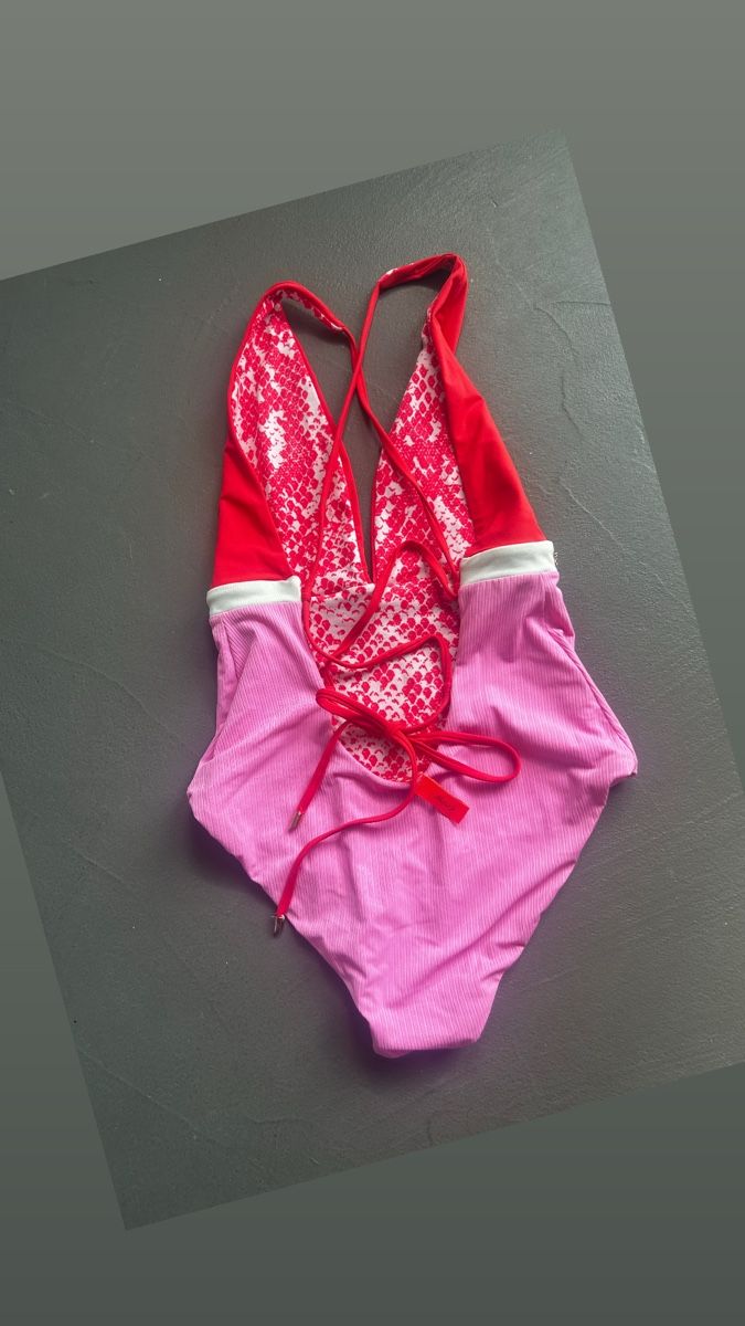 Maje Costumi da bagno & Bikini: Neues Badekleid von maaije – Nuovo (secondo la descrizione) da Siebnen venduto da fulli2 2