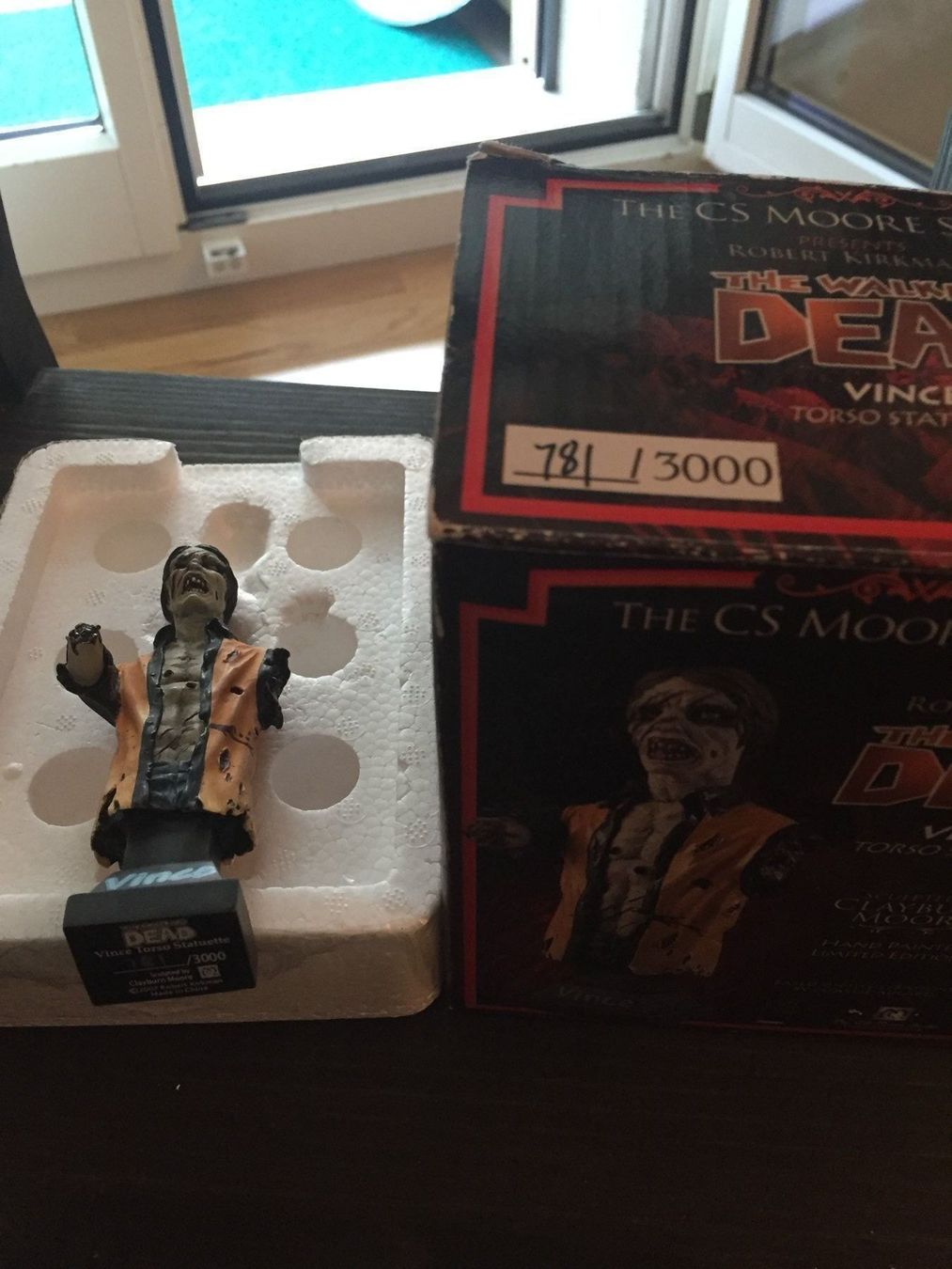 Statuette: The Walking Dead Vince Torso Statuette – Usato da Rapperswil SG venduto da Boadioz 3