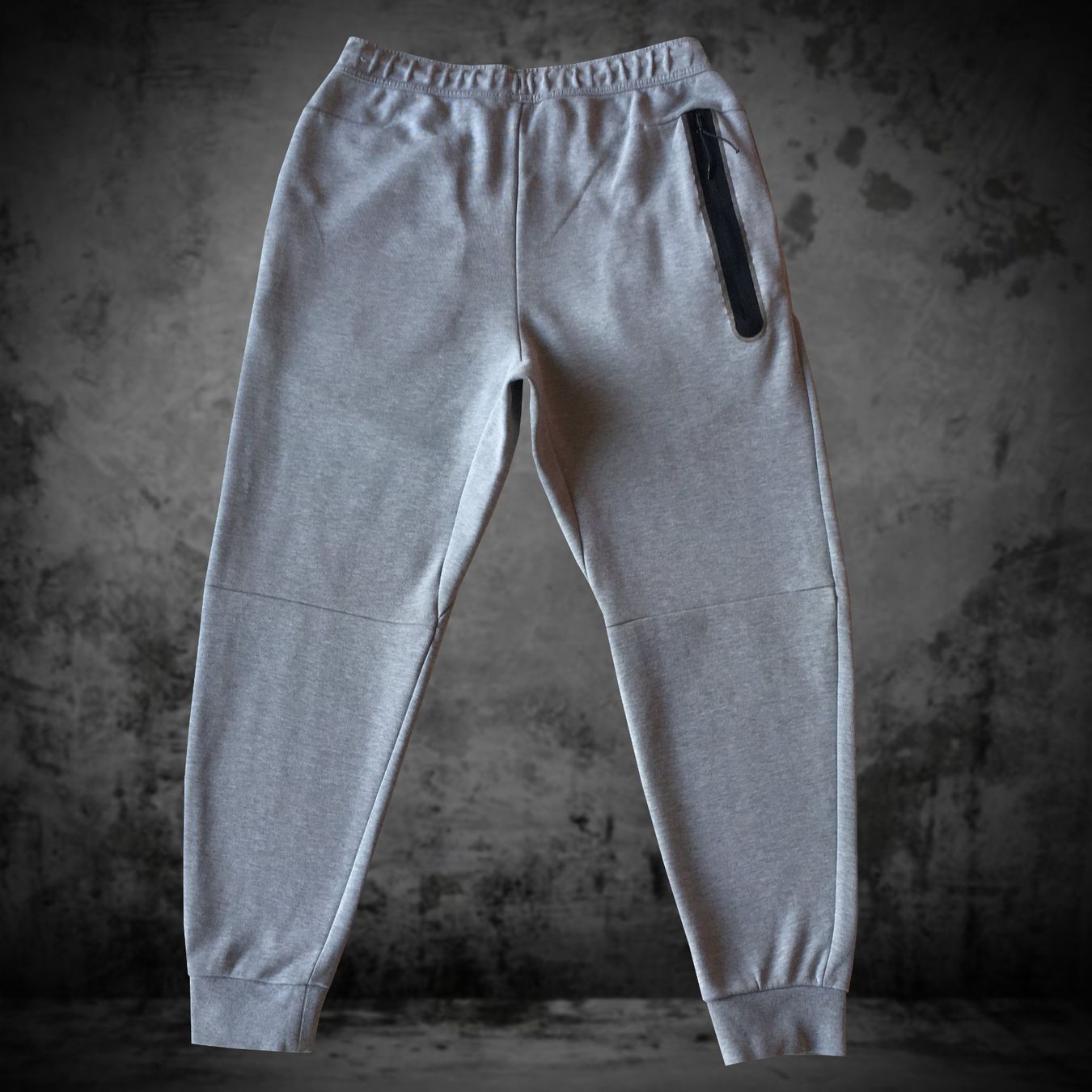 Nike Pantaloni: Jogging Nike Grey Men M – Usato da Genève venduto da ang_7j7j 3