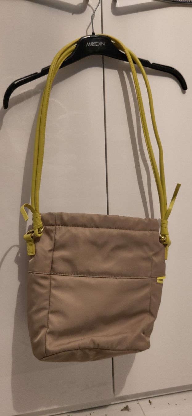 Marc Cain Taschen für Damen: Marc Cain Tasche gebraucht  – Gebraucht aus St. Gallen von makarool