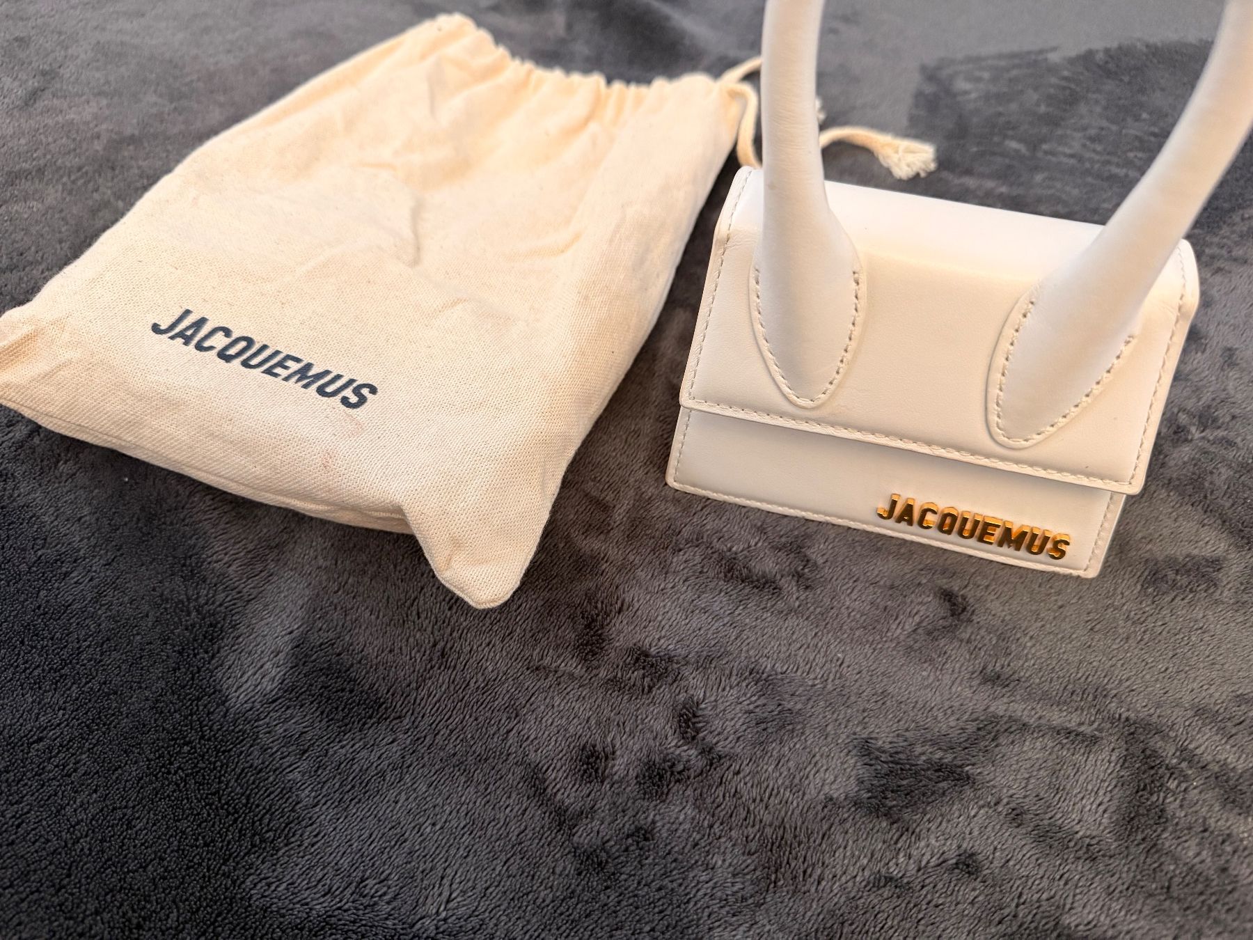 Jacquemus Borse da donna: Jacquemus mini Tasche weiss original mit Staubbeutel – Usato da Ebikon venduto da Luki-21 2