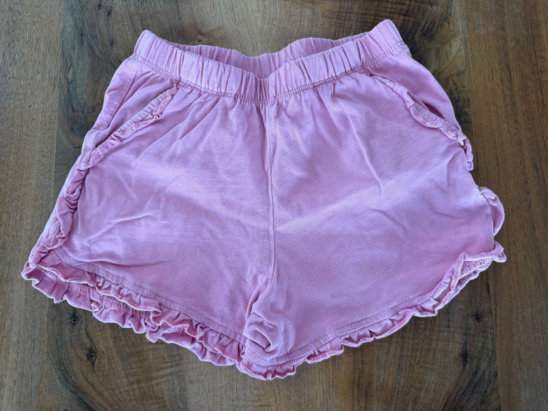 Next Pantaloni: Shorts von Next, Grösse 98 – Usato da Haslen AI venduto da s176