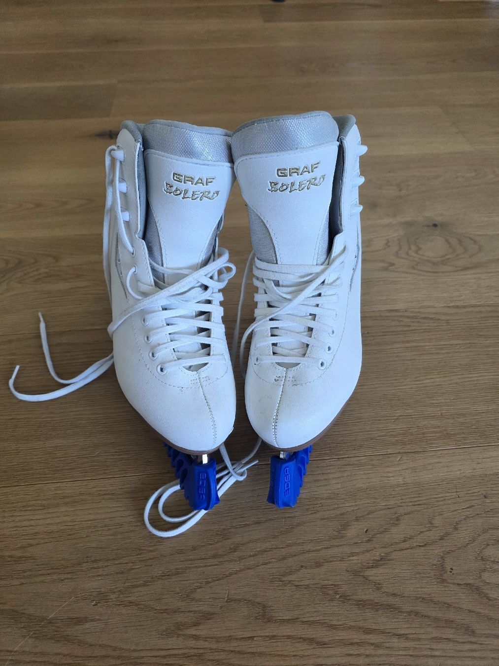 Graf Pattini da ghiaccio: Graf Bolero Schlittschuhe, Gr. 39 – Usato da Oberhasli venduto da Fabilan