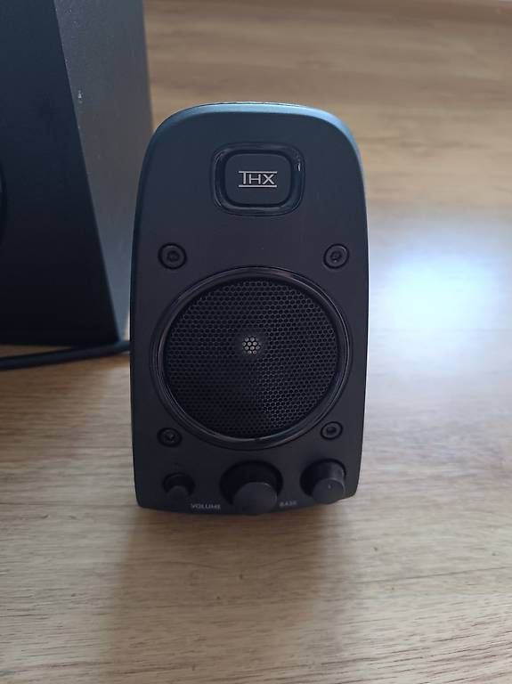 Logitech Haut-parleurs: Logitech Z623 2.1 PC Lautsprecher – D'occasion à Mollis par GordoCojones 2