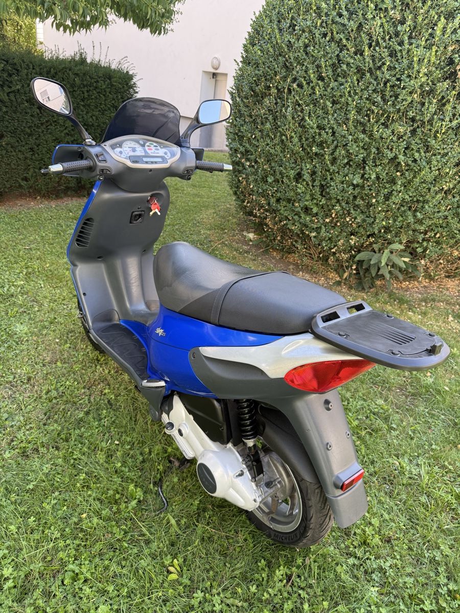 Piaggio Scooter: PIAGGIO SKR 125 CC – Usato da Winterthur venduto da Fabio_46 4