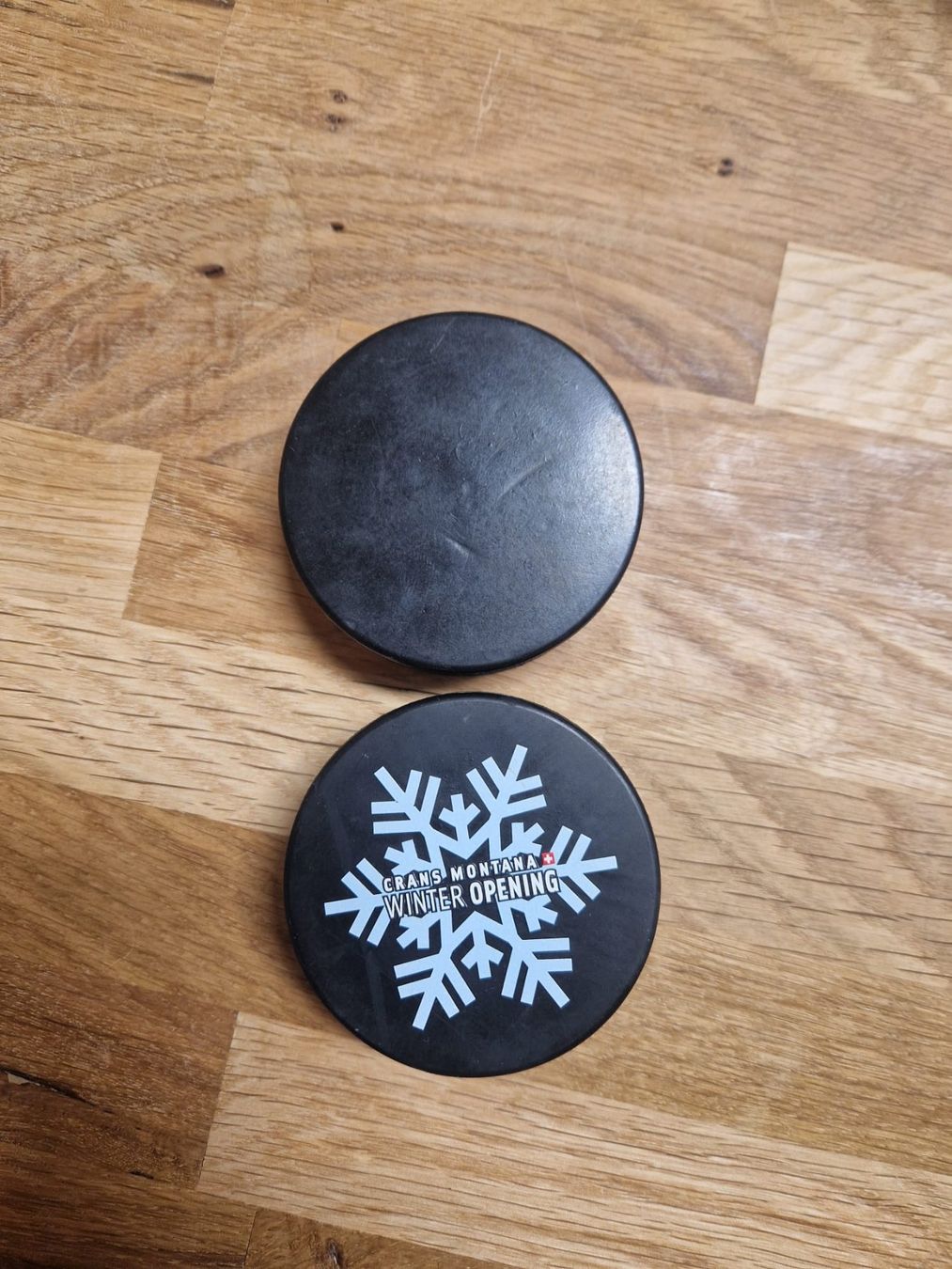 bizofft Pucks de Hockey de Pratique, rondelles de Glace de résistance à l' usure en Caoutchouc Solide Lisses pour Le Hockey sur Glace