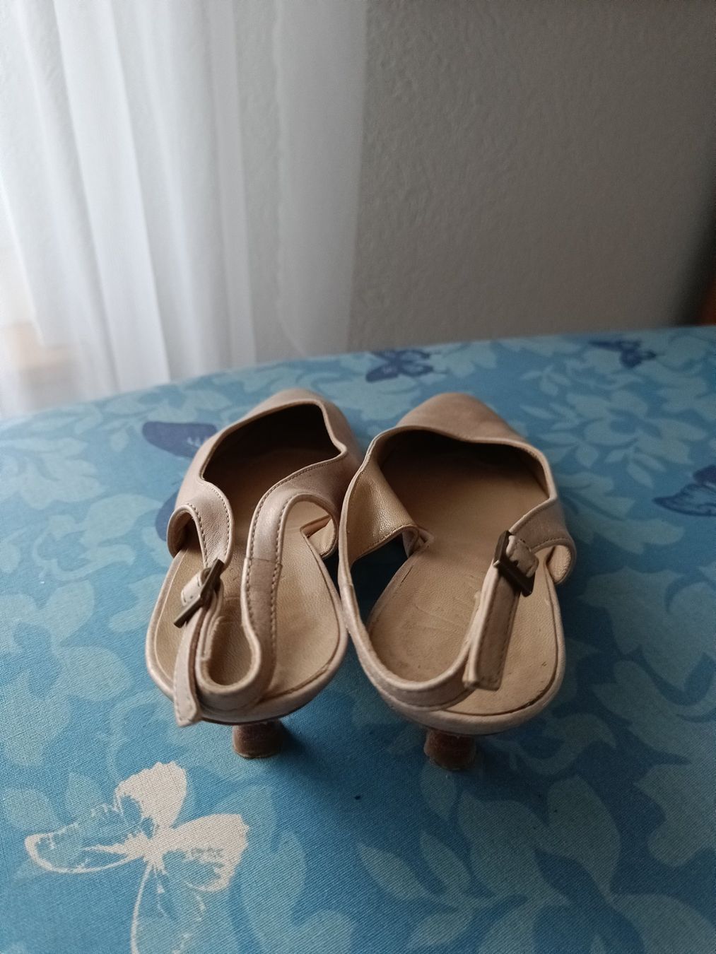 Scarpe da donna: Damen Vivace Leder Sandale – Usato da Schwyz venduto da Francesca54 3