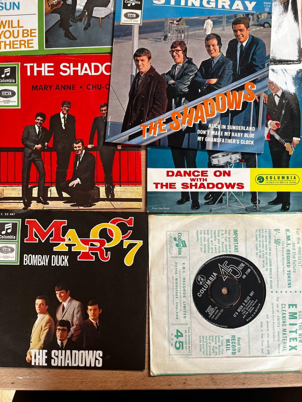 Dischi in vinile: The Shadows - 18 Singles Vinyl Sammlung – Usato da Zürich venduto da Allrounders 5