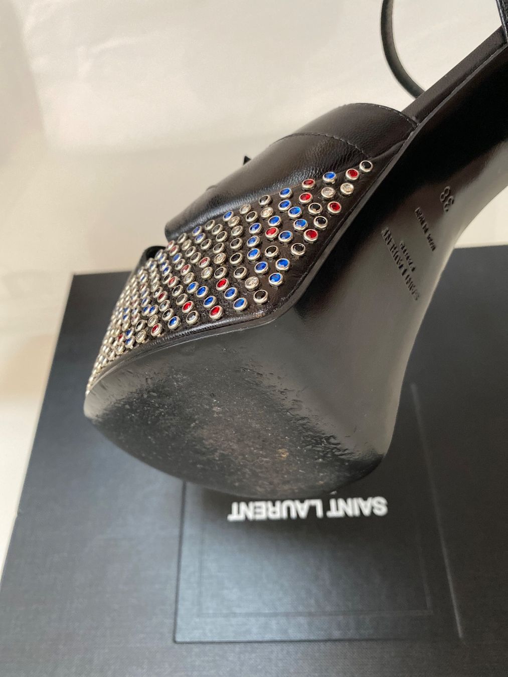 Saint Laurent Damenschuhe: Candy Sandalen vom Saint Laurent, Grösse 38 – Gebraucht aus Zürich von dudeli83 4