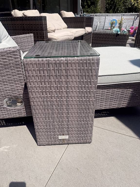 Liegen & Liegestühle: Kunst - Rattan Liege – Gebraucht aus Bottmingen von sst_6jhw 2