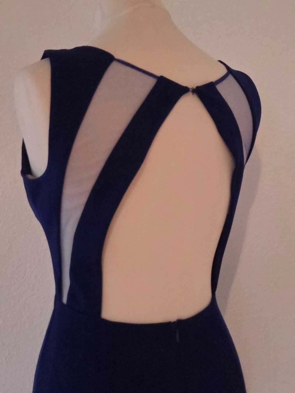 Kleider: Abendkleid / Cocktailkleid Blau – Gebraucht aus Wängi von Bibo4. 4
