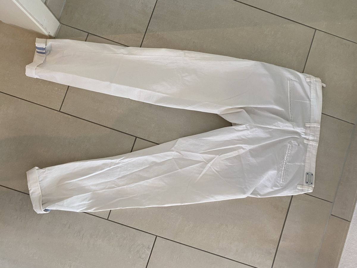 Zara Pantaloni: Weisse Hose Grösse EUR 44/ US34 – Nuovo (secondo la descrizione) da Zürich venduto da SunnySeller 1