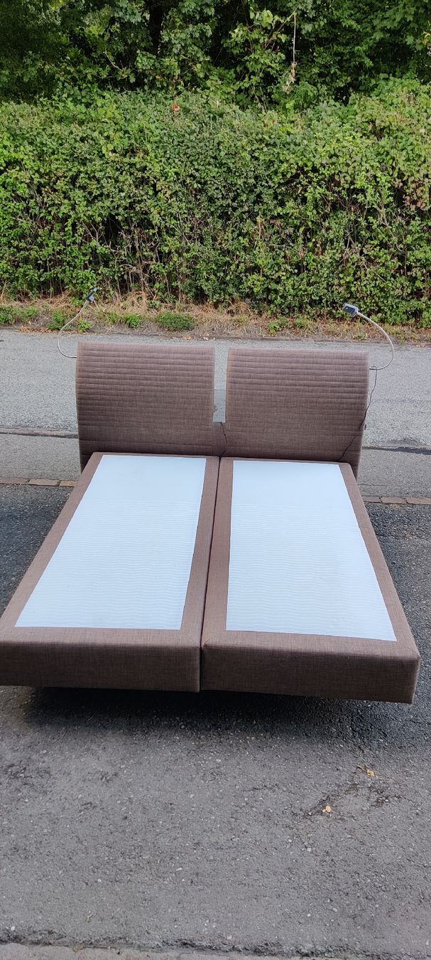 Letti: Doppelbett Musterring braun – Usato da Schneisingen venduto da orsi_ben