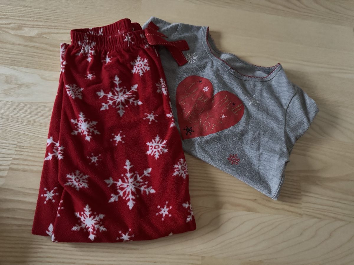 Lotti & Set di vestiti: Mädchen Kleiderpaket, Gr. 122/128 – Usato da Genthod venduto da Tidus04 6
