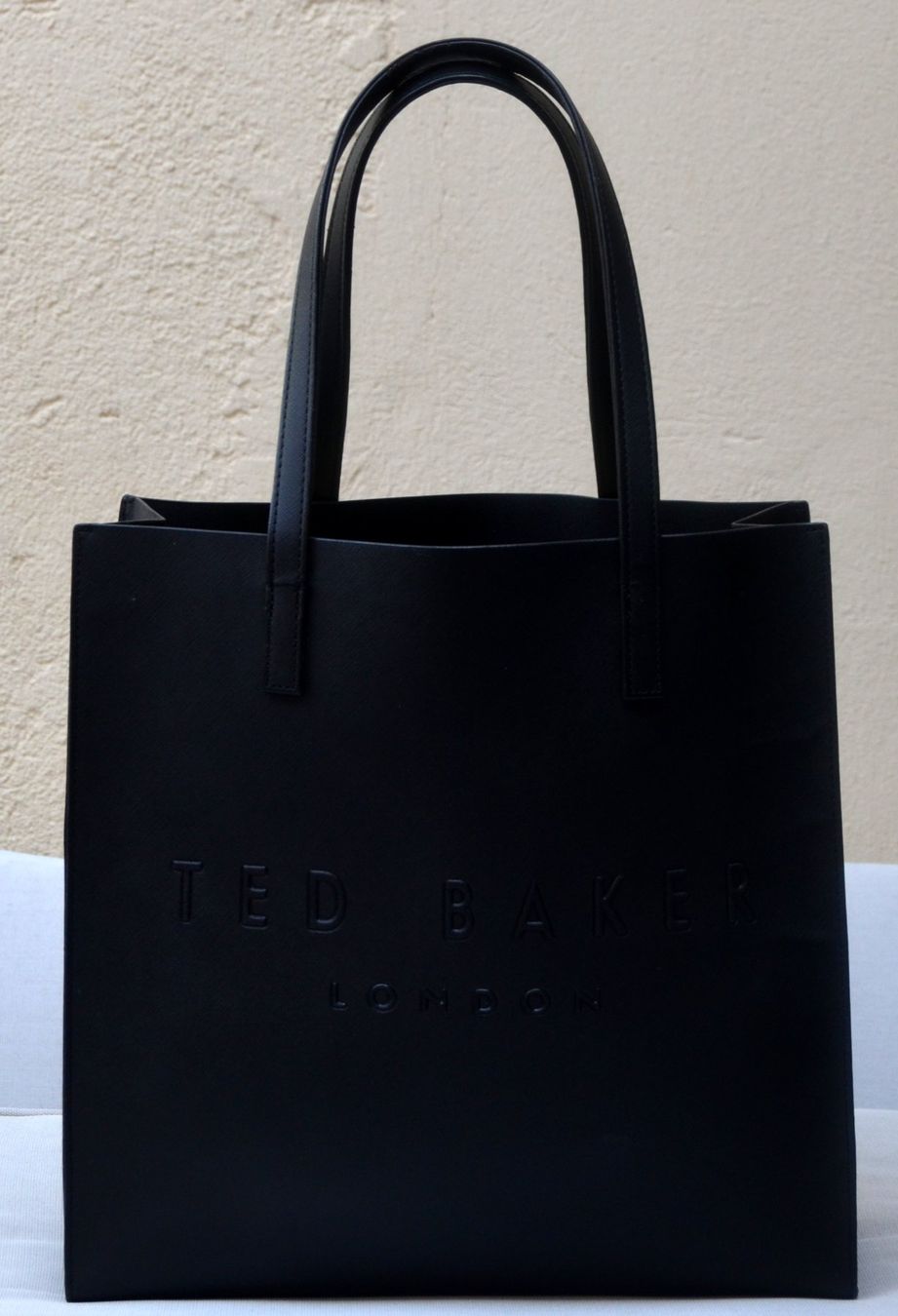 Ted Baker Borse: Ted Baker Shopping Bag Tasche / sac – Usato da Collonges venduto da arashee
