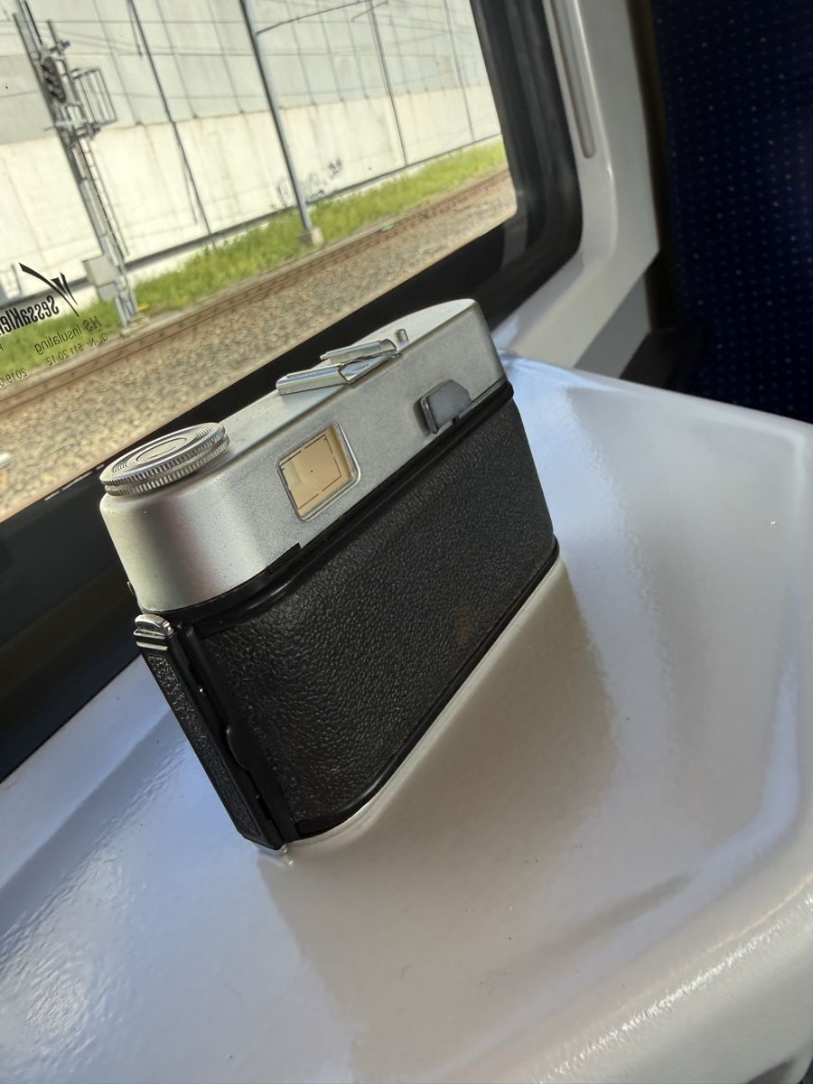 Voigtländer Fotocamera: voigtländer vitoret anticke kamera – Usato da Hünenberg See venduto da Dehlucaaa 3