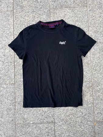 T-shirt superdry taille L-M noir 