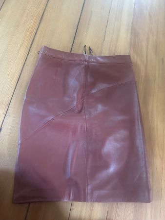 Hugo Boss Lederjupe braun 38
