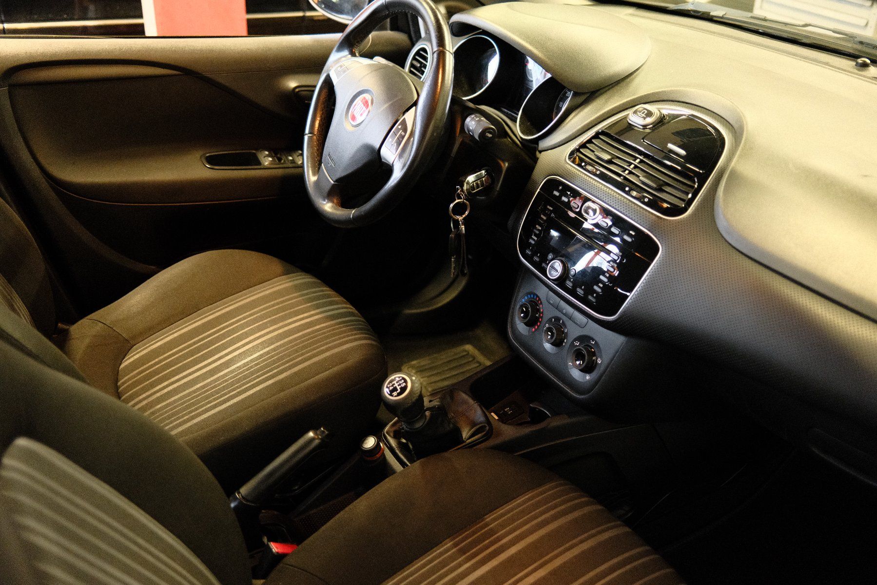 Fiat Autos: Fiat Punto 1.4 8V - AB MFK – Gebraucht aus Küssnacht am Rigi von milantech 8