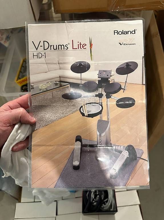Strumenti musicali: Roland E-Drum VDrum Lite HD1 – Usato da Fislisbach venduto da nomisrk33 1