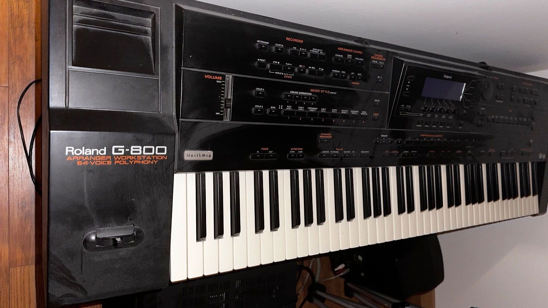 Roland Musikinstrumente: Keyboard Roland G-800 – Gebraucht aus Gelterkinden von