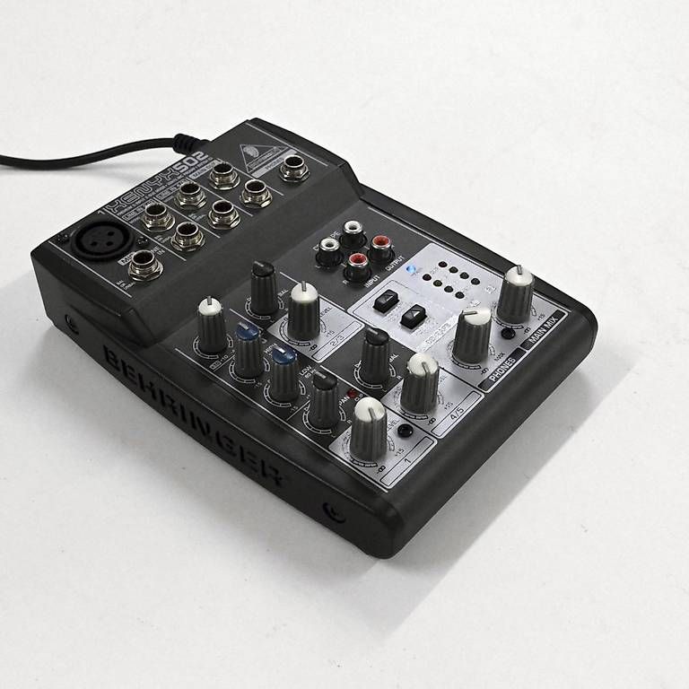 Console di mixaggio: Mini-Mischpult Behringer XENYX502 – Usato da Kloten venduto da Primus_Krieger 3
