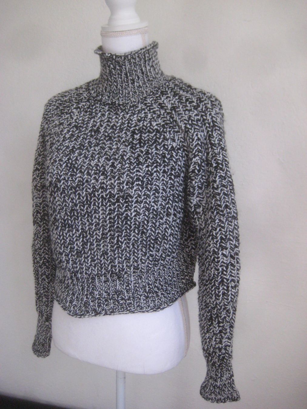 H&M Maglioni & Felpe: DAMEN  PULLOVER – Usato da Uster venduto da flocke1 1