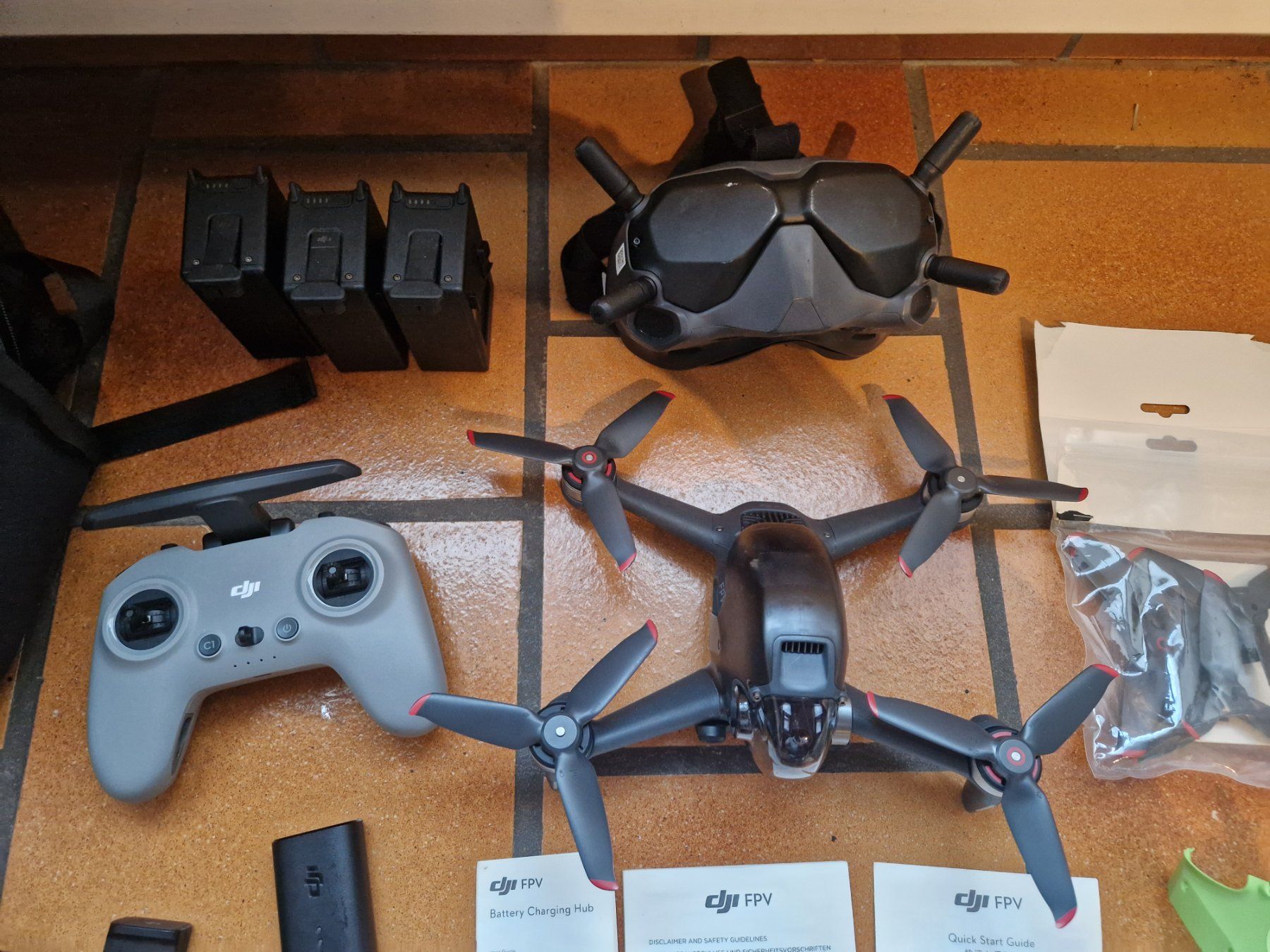 DJI RC Modellbau: DJI FPV Drone – Gebraucht aus Bernex von Mardone 6