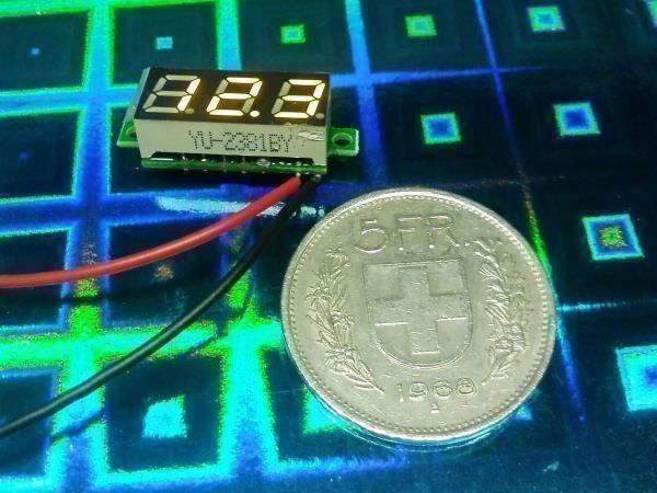 Componenti elettronici: Mini-Voltmeter gelb, 4-30 V DC – Nuovo (secondo la descrizione) da Luzern venduto da Salefactory 1
