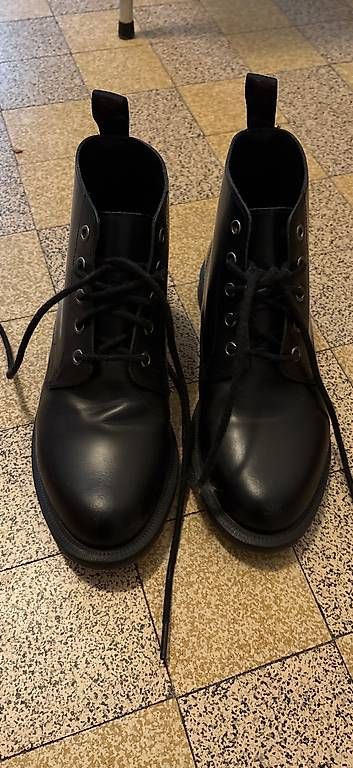 Dr. Martens Scarpe da uomo: Chaussures dr Martens Emmeline – Nuovo (secondo la descrizione) da Lausanne venduto da el.gloor