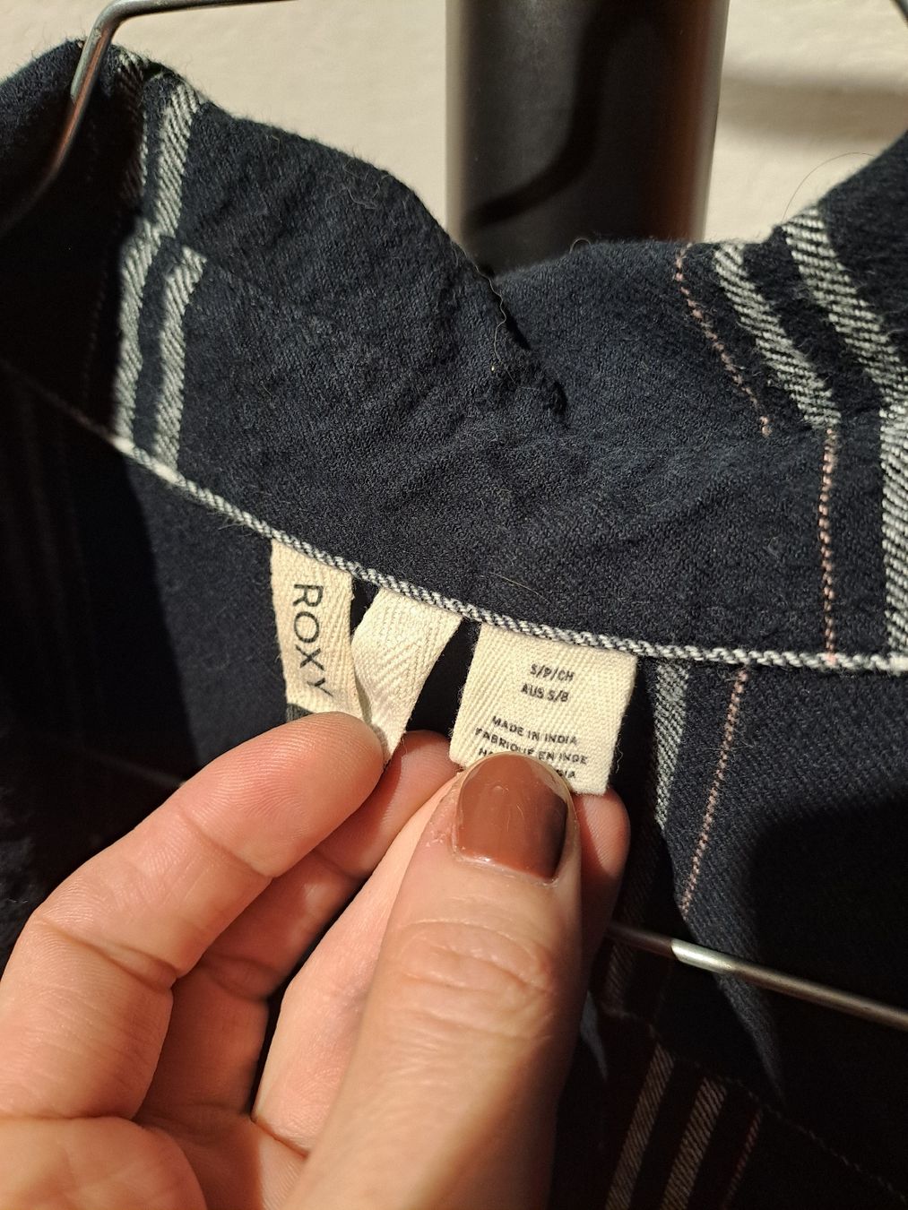 Roxy Camicette: Chemise à carreaux Roxy, taille S. – Usato da Valeyres-sous-Montagny venduto da Romy. 2