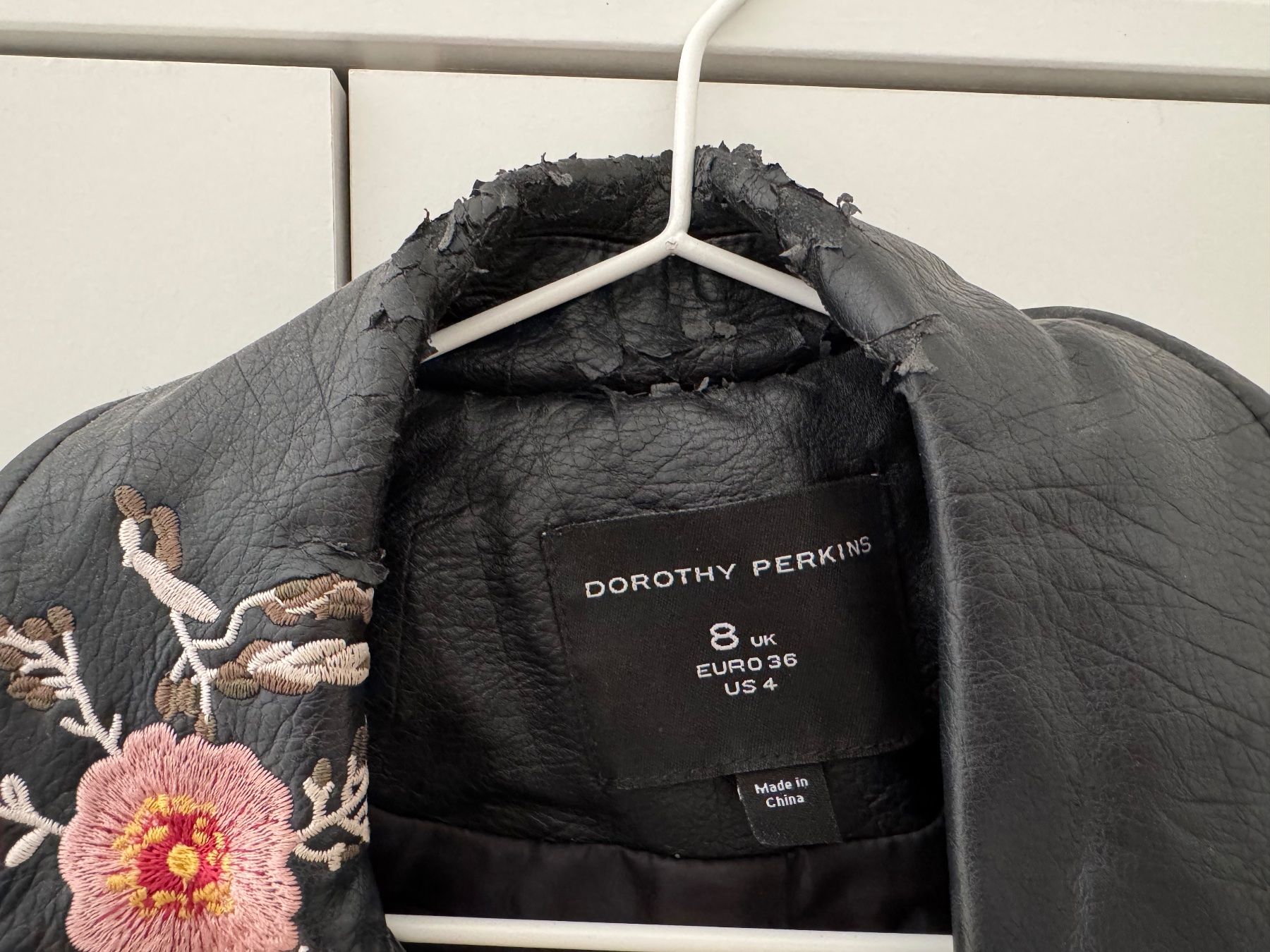 Dorothy Perkins Jacken: Fake Lederjacke mit Bestickung – Gebraucht aus Bern von cwa_ 2