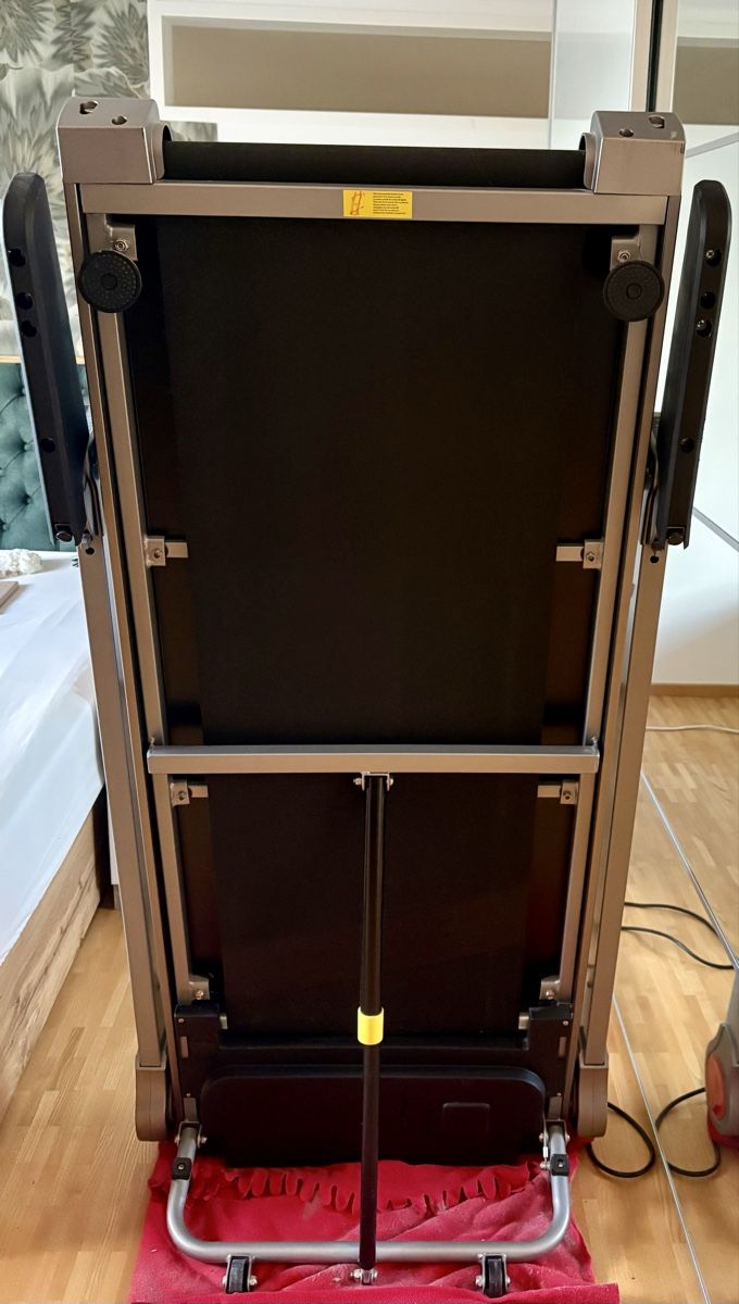 Hometrainer: Klappbares Laufband  – Usato da Rehetobel venduto da p_h_2rdn 2