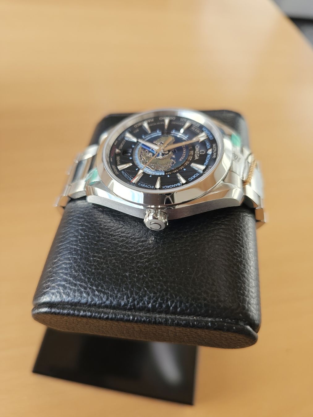 Omega Orologi: Omega Seamaster Aqua Terra GMT Worldtimer 43mm – Nuovo (secondo la descrizione) da Dättlikon venduto da Zuralo 4