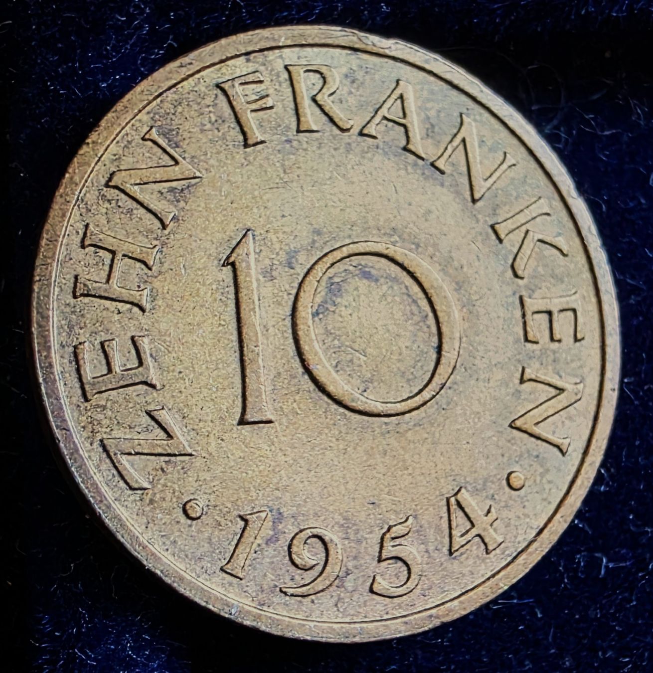 Alle Münzen: SAARLAND 10 FRANKEN 1954 – Gebraucht aus Winterthur von Creso70 1