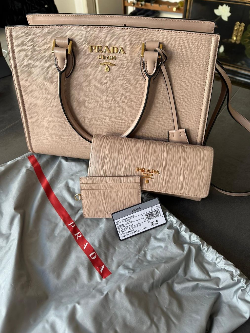 Borse da donna: Authentic Prada Bag&wallet – Usato da Lugano venduto da mercatino669