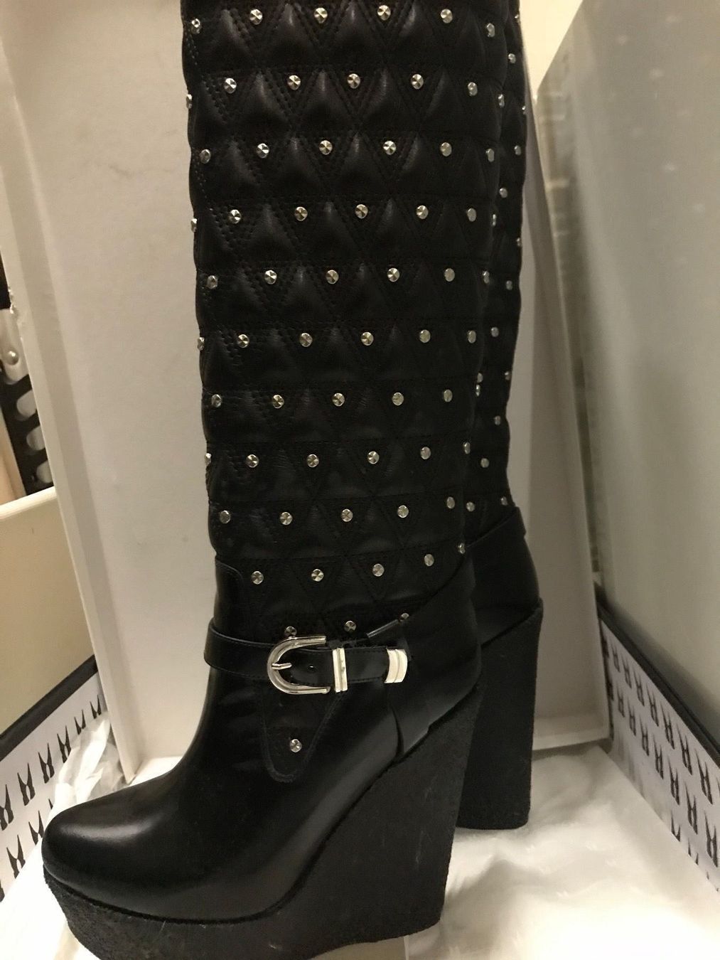 Versace Scarpe da donna: Versace Boots 35,5 -  🚀 190 CHF – Nuovo (secondo la descrizione) da Ponte Tresa venduto da La_Vie_En_Rose