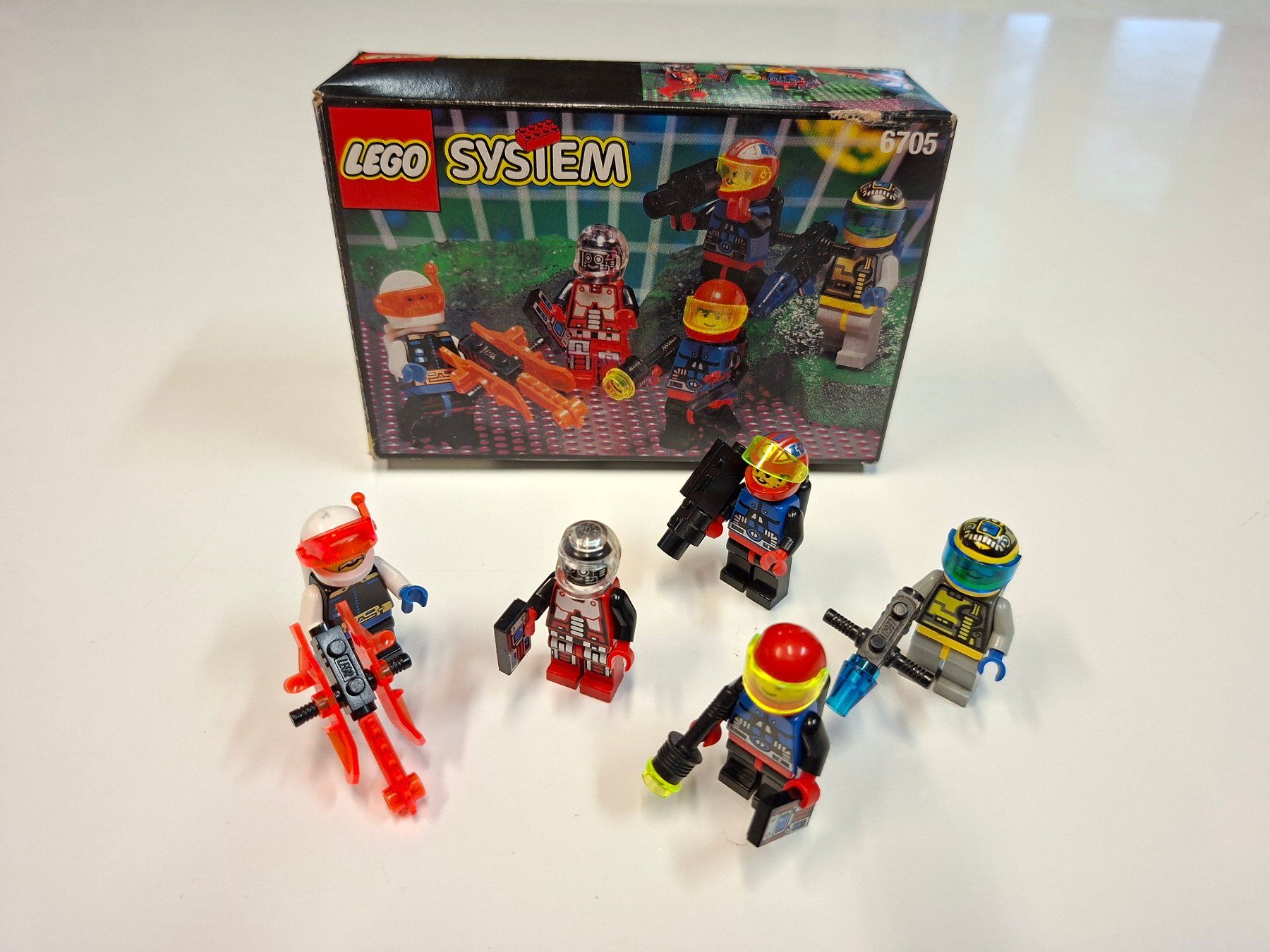 Lego Spielzeuge: Lego 6705 Space Explorers OVP – Gebraucht aus Sils im Domleschg von AMAG_AUDI_ZH 1