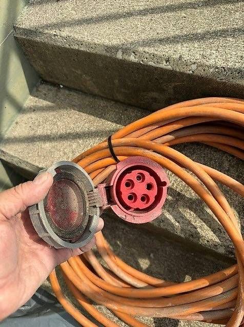 Cavi: prolunga 400V con presa – Usato da Porza venduto da Marti24 1