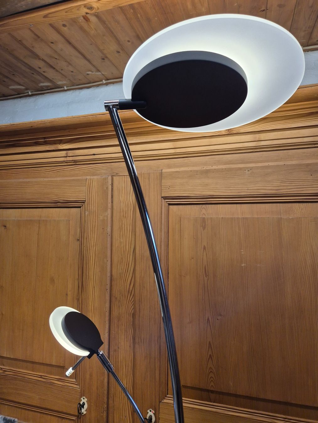 Lampade: Stehleuchte mit Deckenfluter und Lesearm – Usato da Rafz venduto da DaSchi