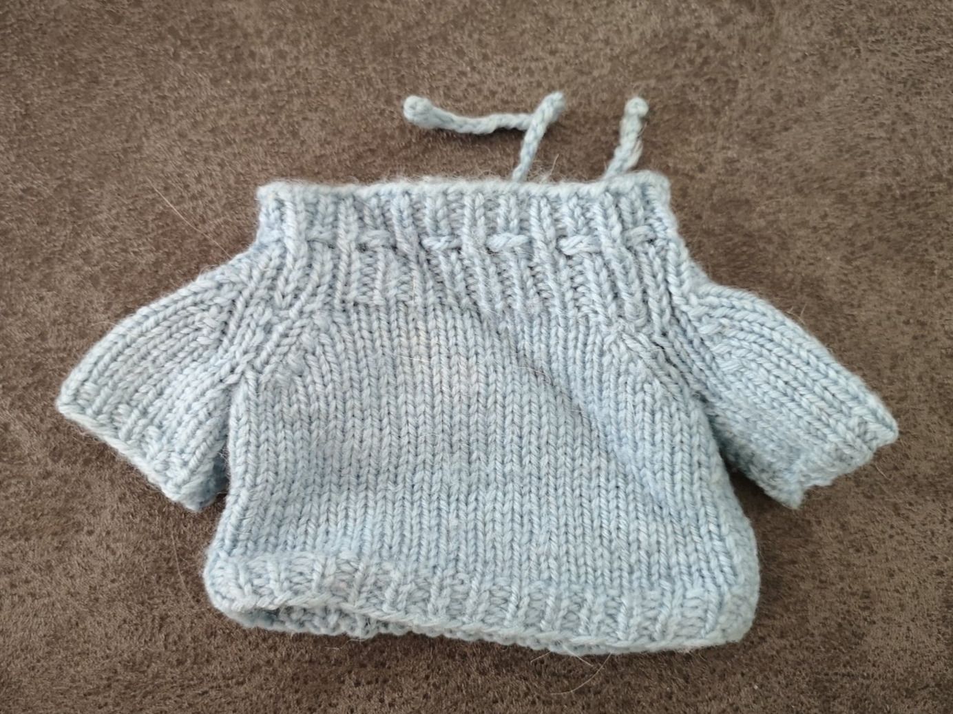 Puppen: Selbstgestrickter Pullover für Puppen – Gebraucht aus Liestal von Gitterli01 1