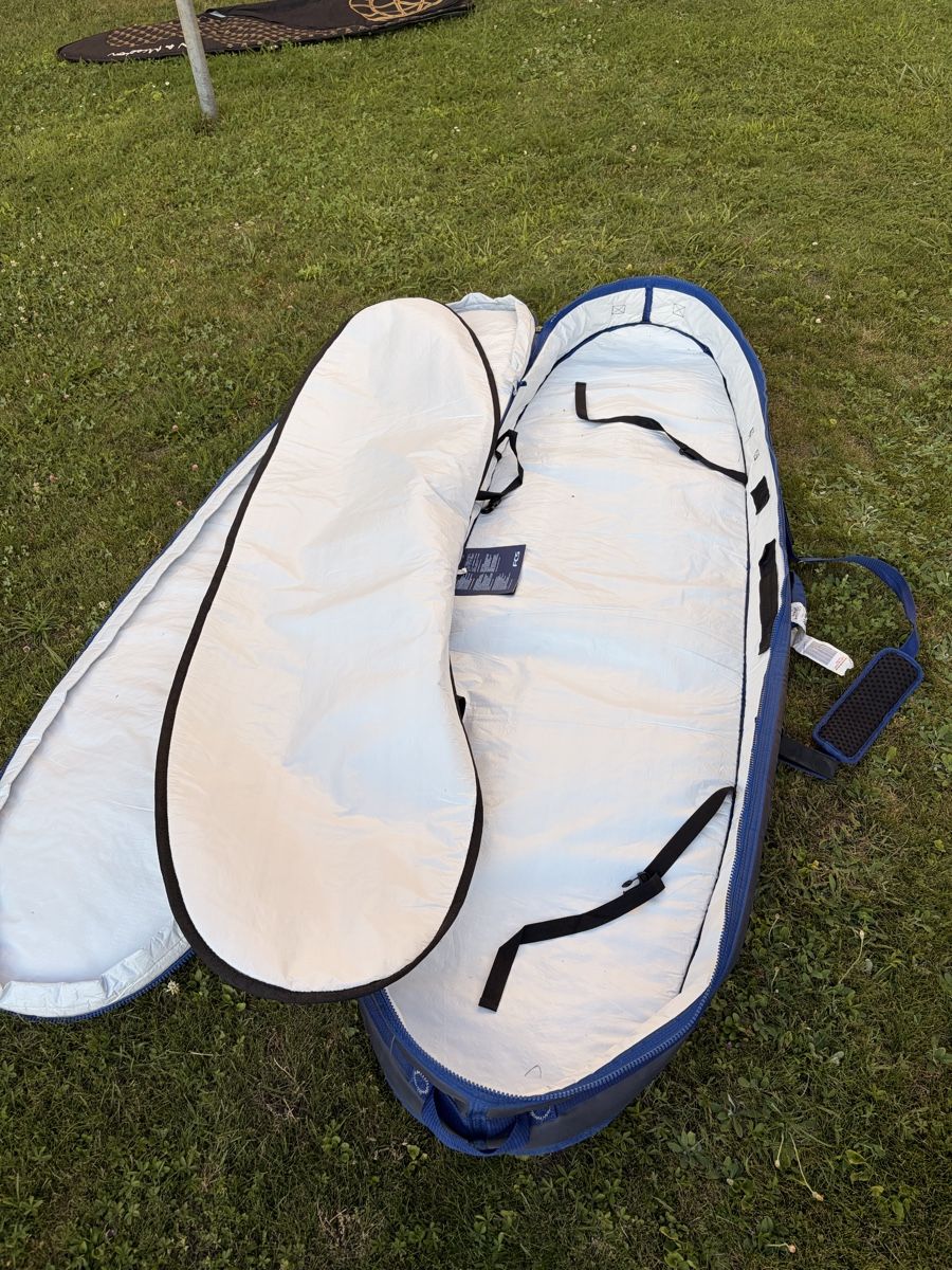 Surfboards & Schwimmbrette: FCS Boardbag 6'3" Blau – Gebraucht aus Bern von David_Bucher 3