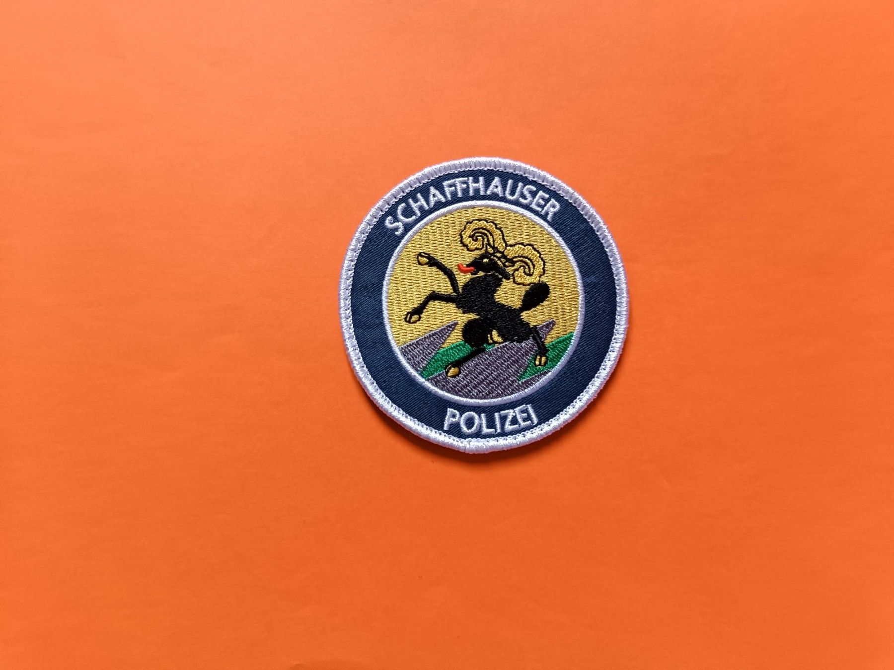 Placchette & Badge: Badge Klettaufnäher Patch Polizei Schaffhausen – Nuovo (secondo la descrizione) da Vogelsang AG venduto da miinlade