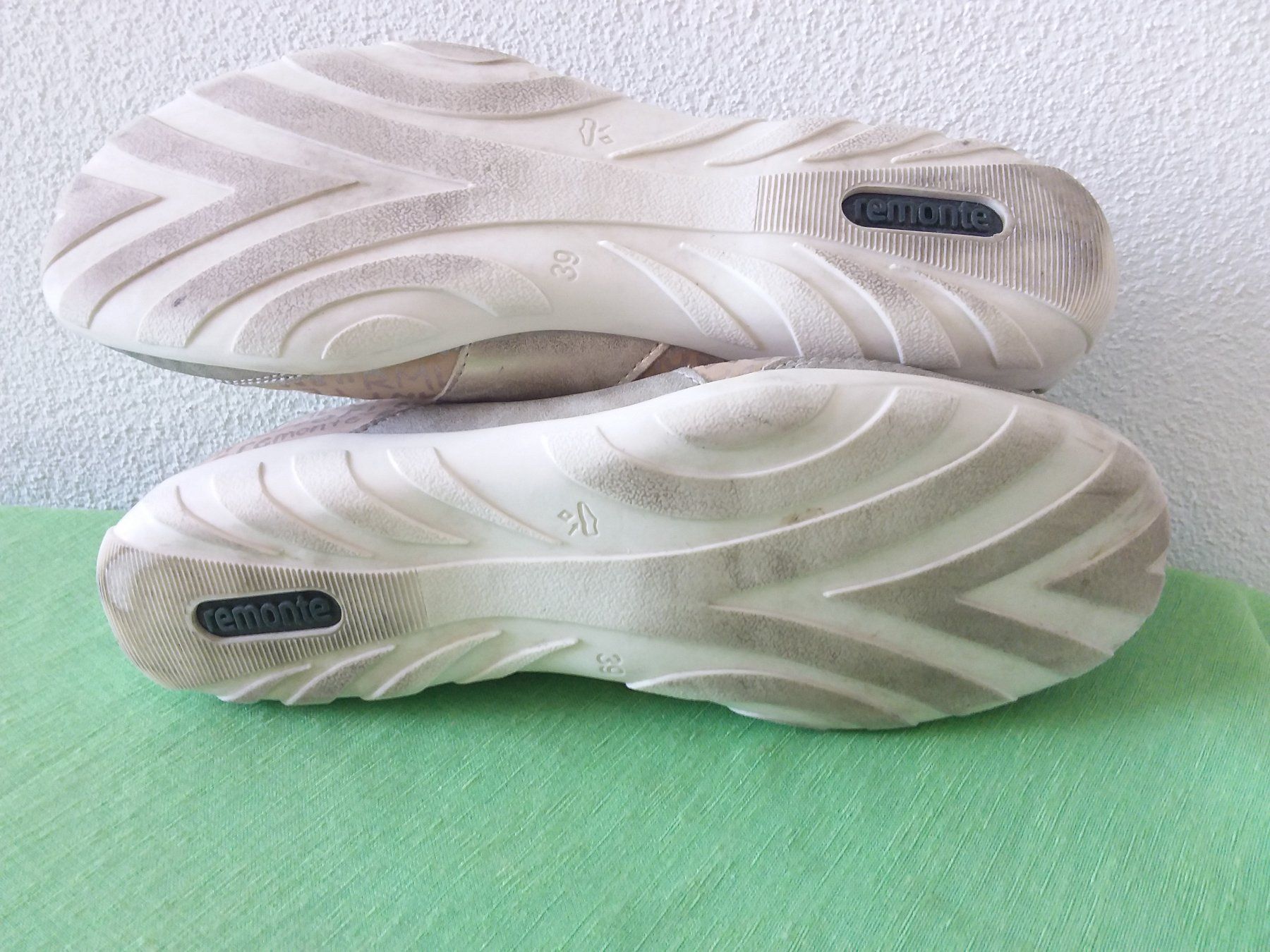 Scarpe da donna: WALDLÄUFER / REMONTE Sneakers, Gr 39 H – Usato da Uitikon Waldegg venduto da Risibisi7 4